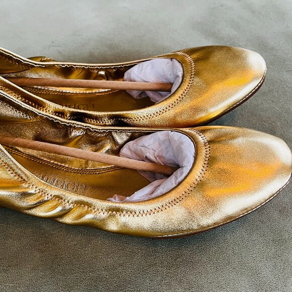 Tory Burch Gold Ballet Flats. - Picture 3 of 6